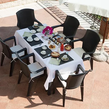La Dolce Bed and Breakfast