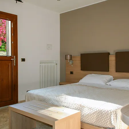 La Dolce Bed & Breakfast