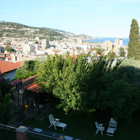 La Dolce Bed & Breakfast